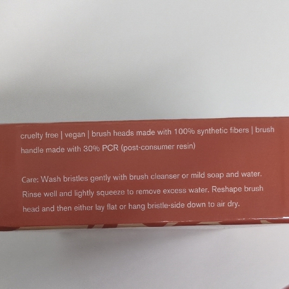 Sonia Kashuk Red and White Eye Brush Collection - Picture 4 of 4